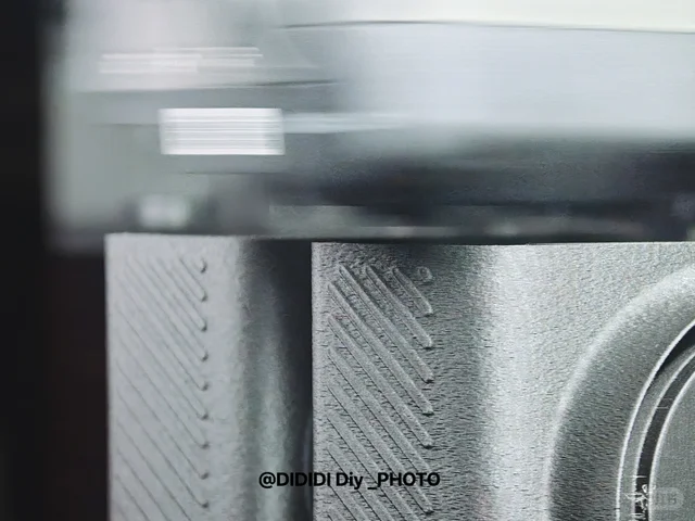 3D 打印产品的层纹与车内材质细节